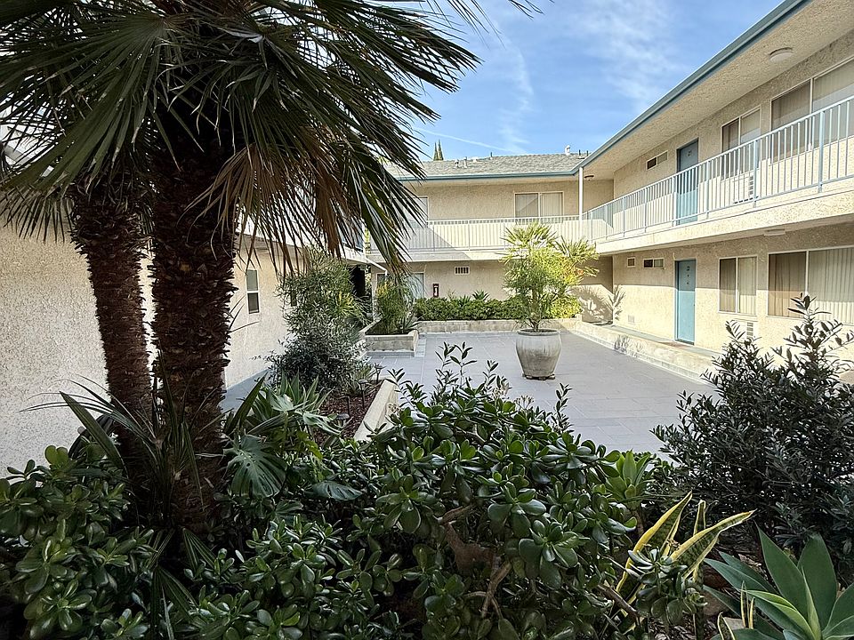 Building Photo 4