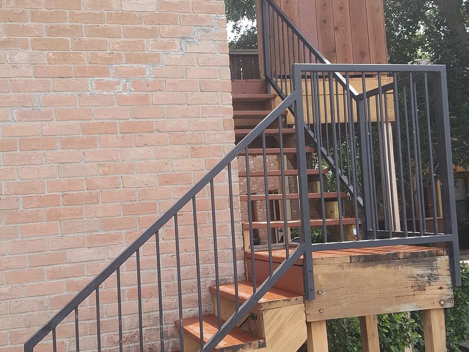 1st image of 2610 Los Amigos Dr APT 20
