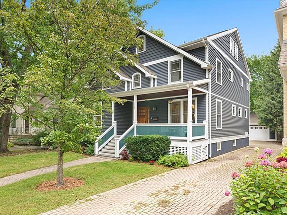 5th image of 1119 Oak Ave