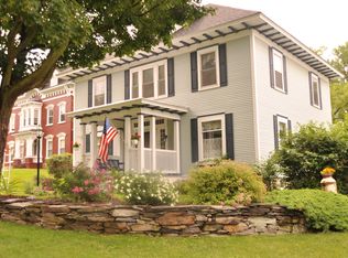 92 Bank St, Saint Albans, VT 05478