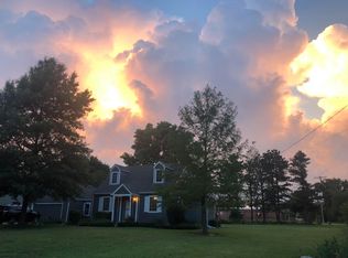 1716 E 24th St, Lawrence, KS 66046