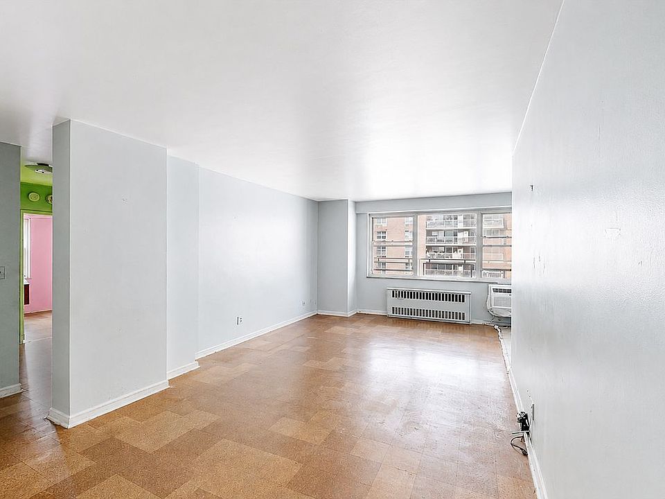 1st image of 2942 W 5th St APT 10D