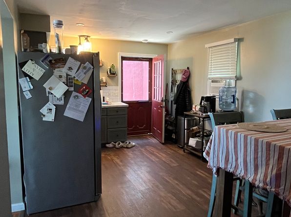 57 Riverside Ave #57A