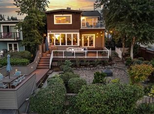 7567 California Ave SW, Seattle, WA 98136