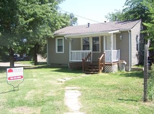 12 Lincoln Cir, Junction City, KS 66441