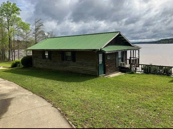 31388 Wyatt Ln, Dozier, AL 36028