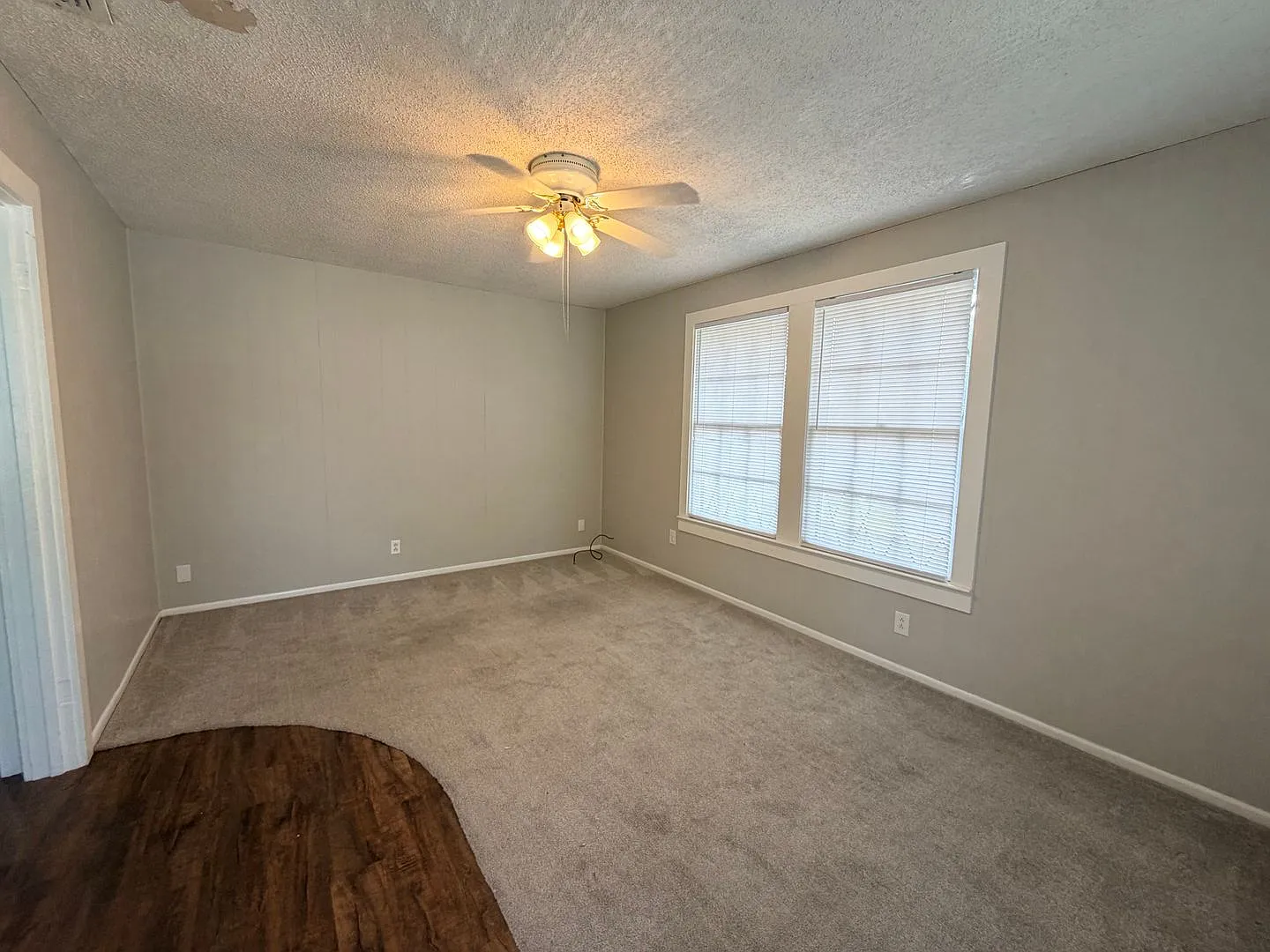 Quiet 2/1 garage apartment. — Photo 3