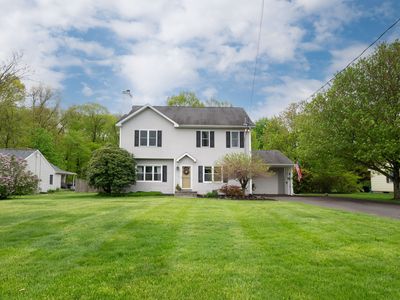 7 Dixon Road, Danbury, CT, 06811