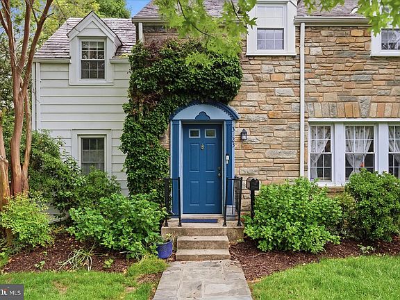 4th image of 3123 Belleview Ave