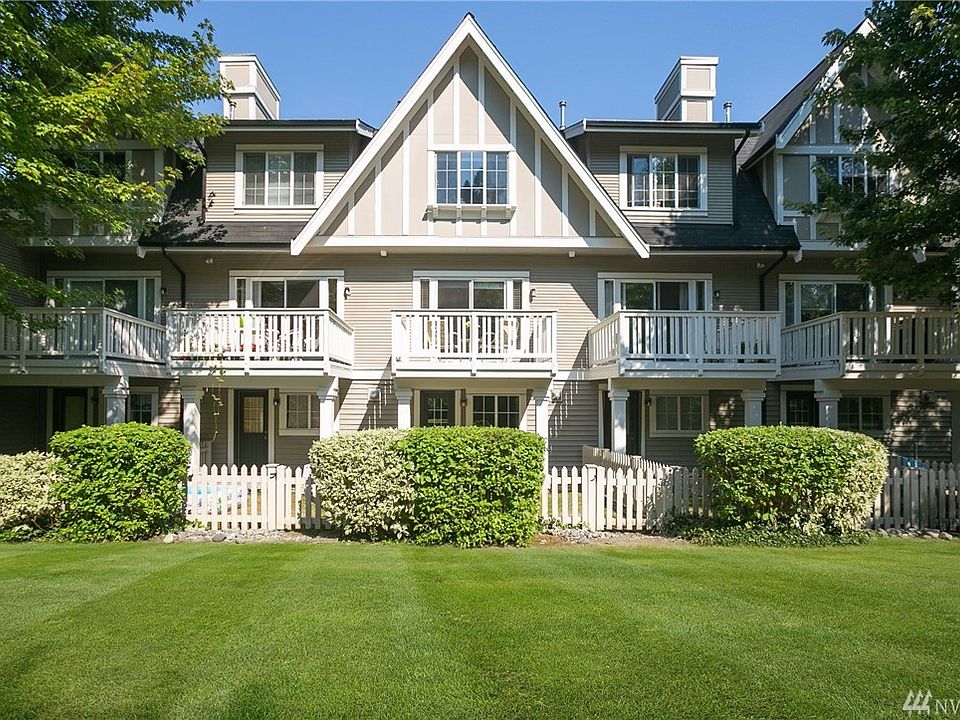 1st image of 18245 NE 96th Way Unit 103