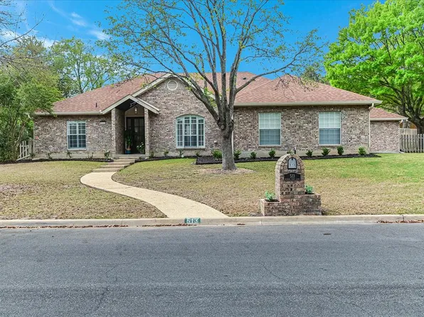 513 Winged Foot Ln, Kerrville, TX 78028
