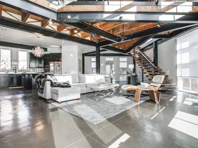 2979 Magnolia Hill Ct, Dallas, TX, 75201