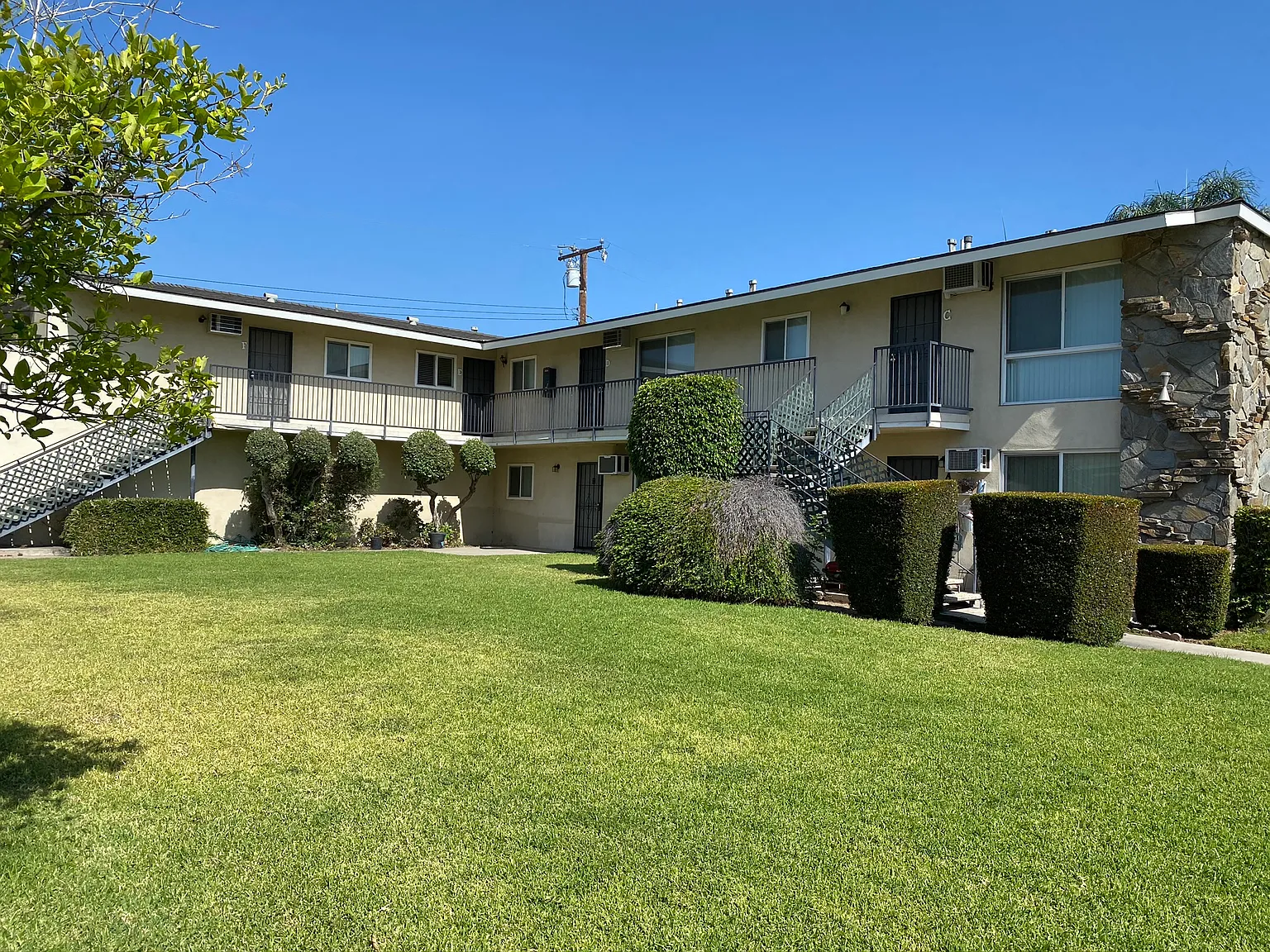 1 bed, $1,825 — Photo 1