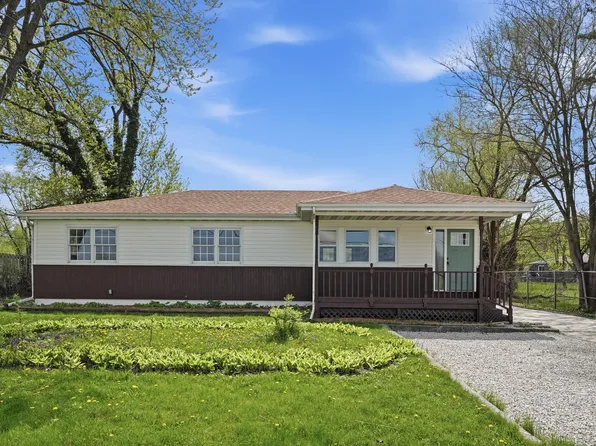 1419 W 61st Ave, Merrillville, IN 46410