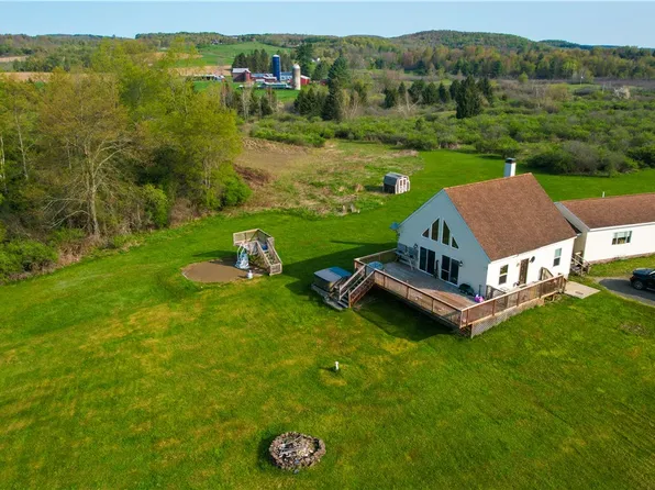 663 Parker Hill Rd, Edmeston, NY 13335