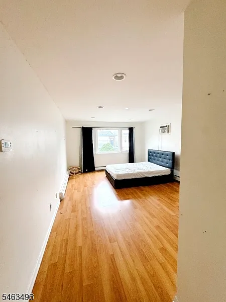 31 Blakely Pl #1