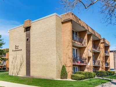 6425 S Oak Park Ave #S11, Chicago, IL, 60638