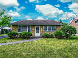 7837 44th St, Lyons, IL 60534