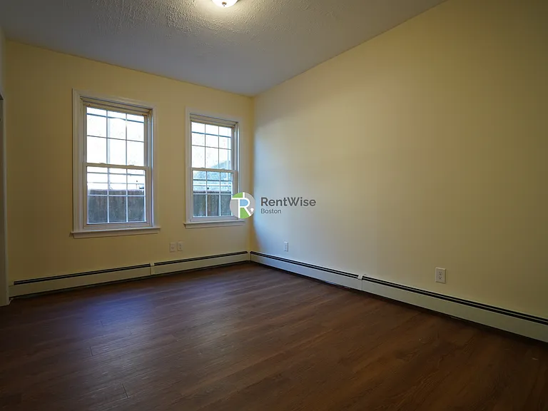 54 S Huntington Ave #4 — Photo 7