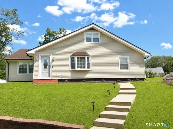 45 Cameo Court, Stratford, CT 06614
