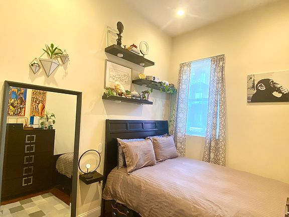 4th image of 208 W 138th St APT 2