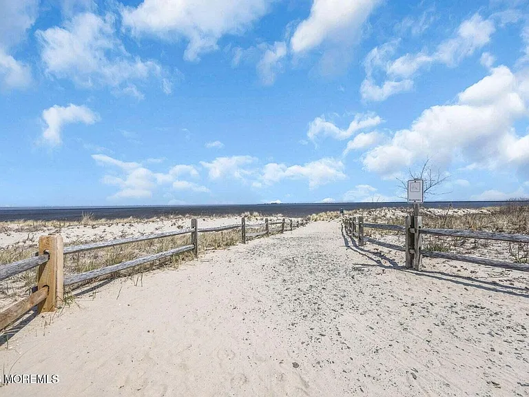 40 Golden Eye Ln — Photo 3
