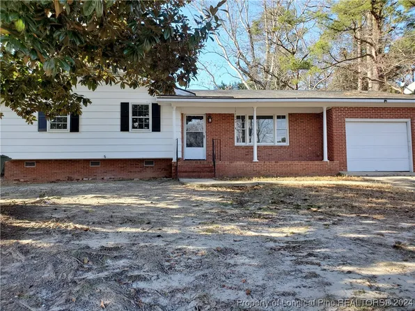 4510 Coventry Rd, Fayetteville, NC 28304