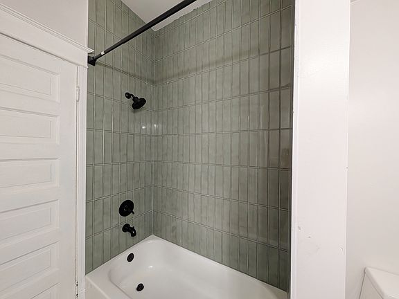 5th image of 3634 Connecticut St #2F