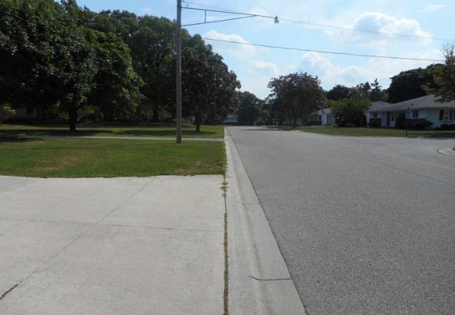 2nd image of 809 Florida Ave