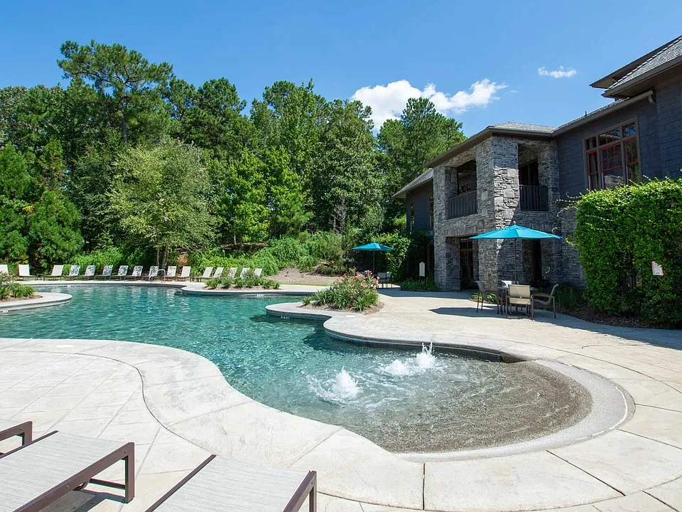 Grove Park Apartments