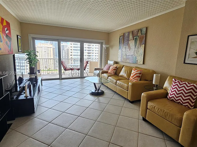 1980 S Ocean Dr #15K — Photo 11