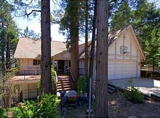27281 Grizzly Ln, Lake Arrowhead, CA 92352