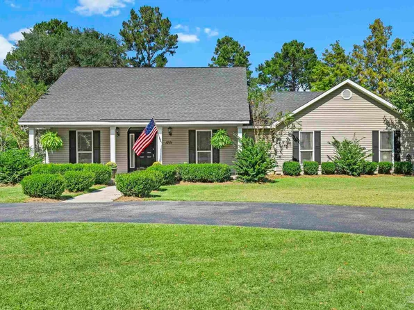 1201 McRae St, Atmore, AL 36502
