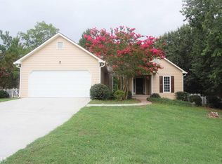 1355 Country Acres Ln, Lawrenceville, GA 30045