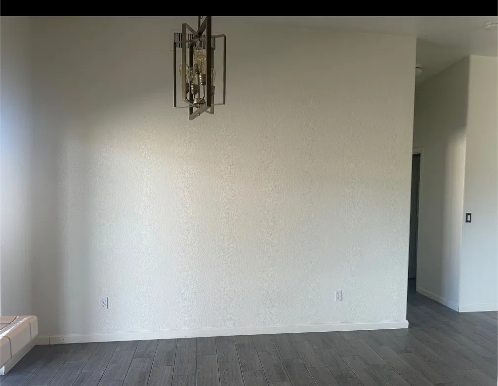 2 bed, 1121 sqft, $1,650 — Photo 2