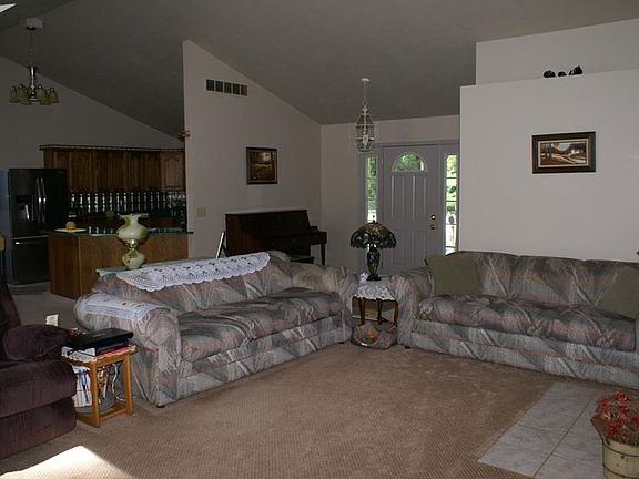 3rd image of 2549 S County Road 850 E