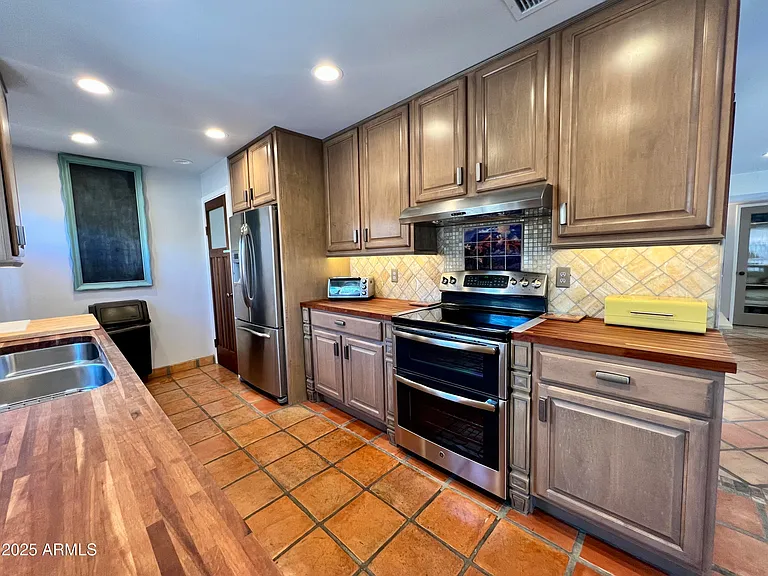 37801 N Cave Creek Rd #23 — Photo 10