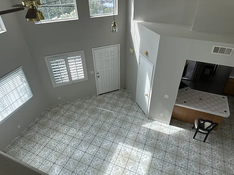 4160 Country Garden Ave — Photo 6