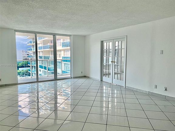 3rd image of 3800 S Ocean Dr APT 601