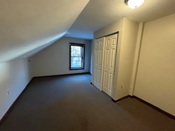 2454 River Rd #2 — Photo 3