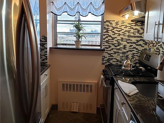 5th image of 3030 Johnson Ave #6C
