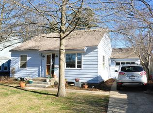710 S New St, Champaign, IL 61820