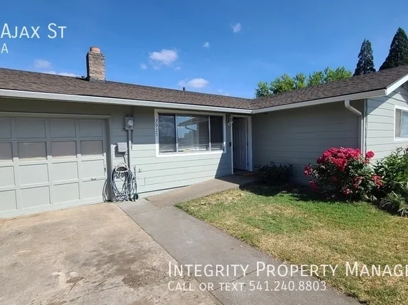 7925 Ajax St, White City, OR 97503