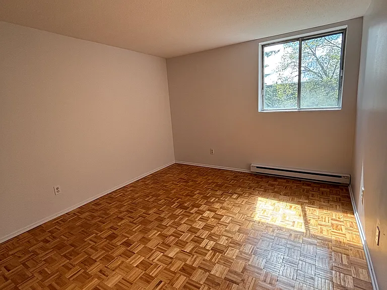 1245 Walkley Rd — Photo 15