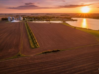 Main St N, Lake Wilson, MN, 56151