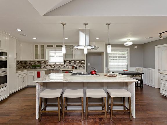 5th image of 11326 Briar Rose Dr