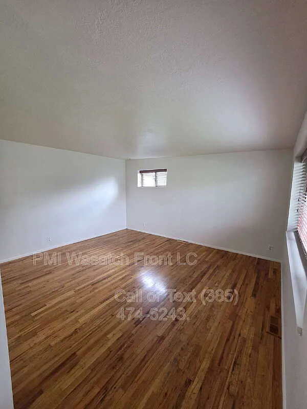 Building Photo - 1268 E Hudson Ave