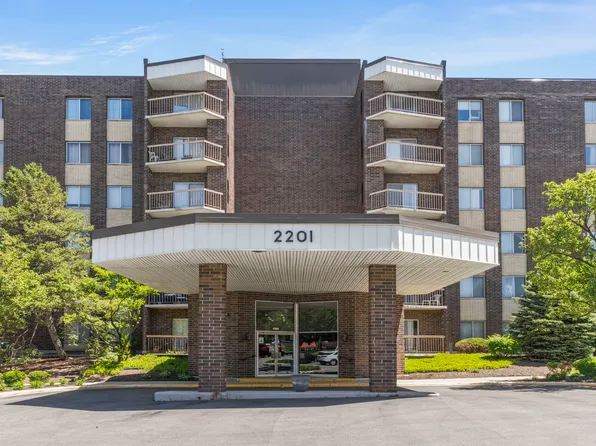 2201 S Grace St APT 603, Lombard, IL 60148