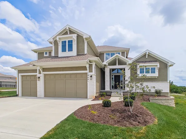 18401 Monrovia St, Overland Park, KS 66013