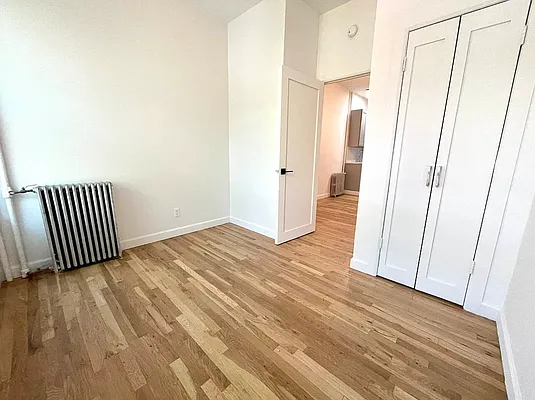 Rented by J PRESTON AND ASSOCIATES INC | media 8